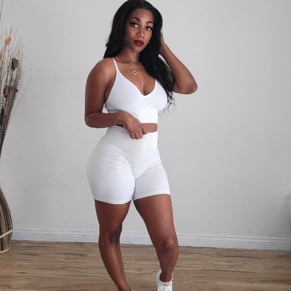 White ribbed Biker short activewear